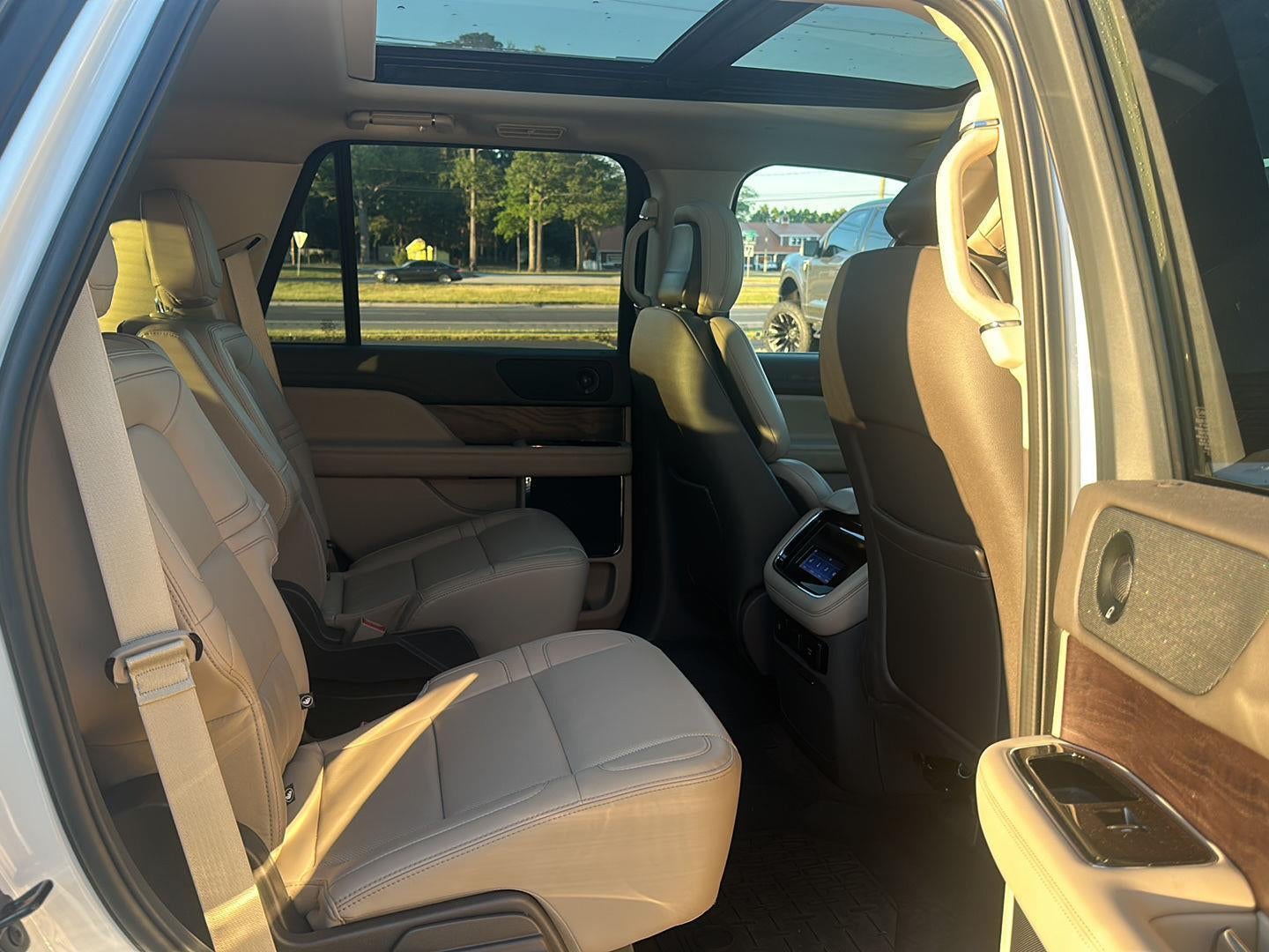 2024 Lincoln Navigator Premiere