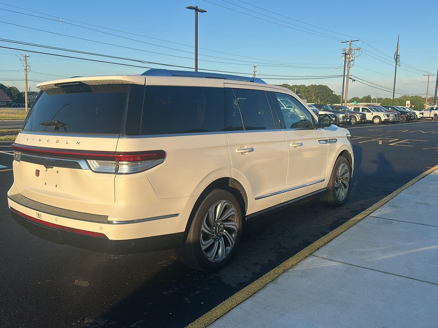 2024 Lincoln Navigator Premiere