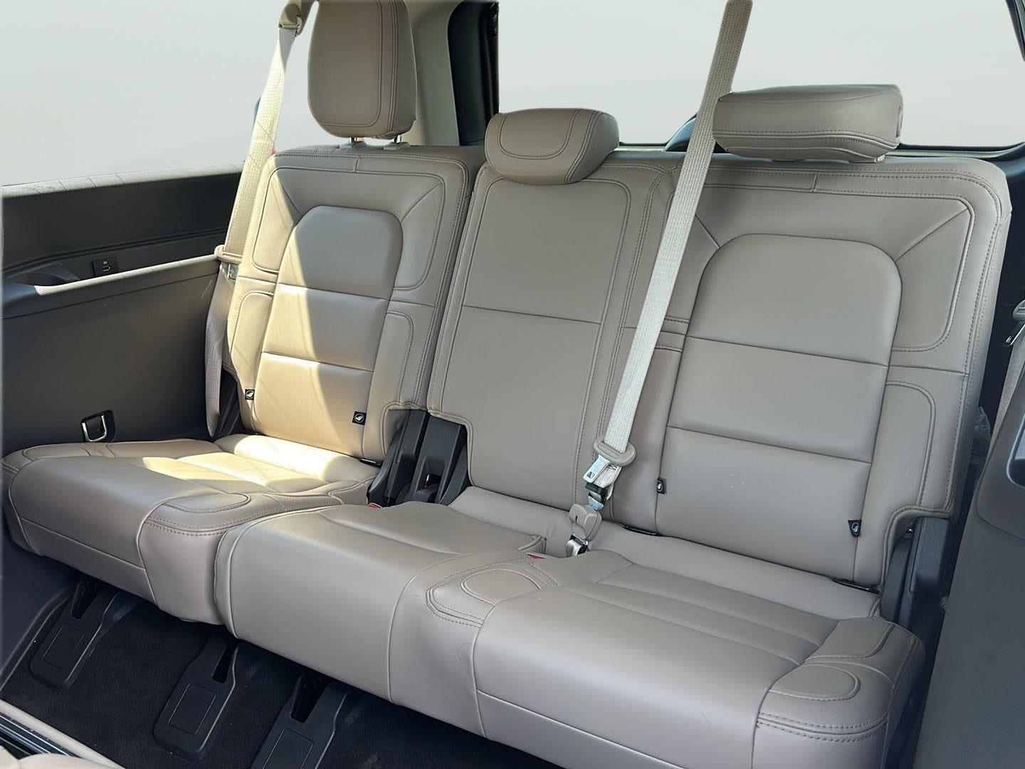 2022 Lincoln Navigator L Reserve