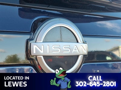 2025 Nissan Pathfinder SV