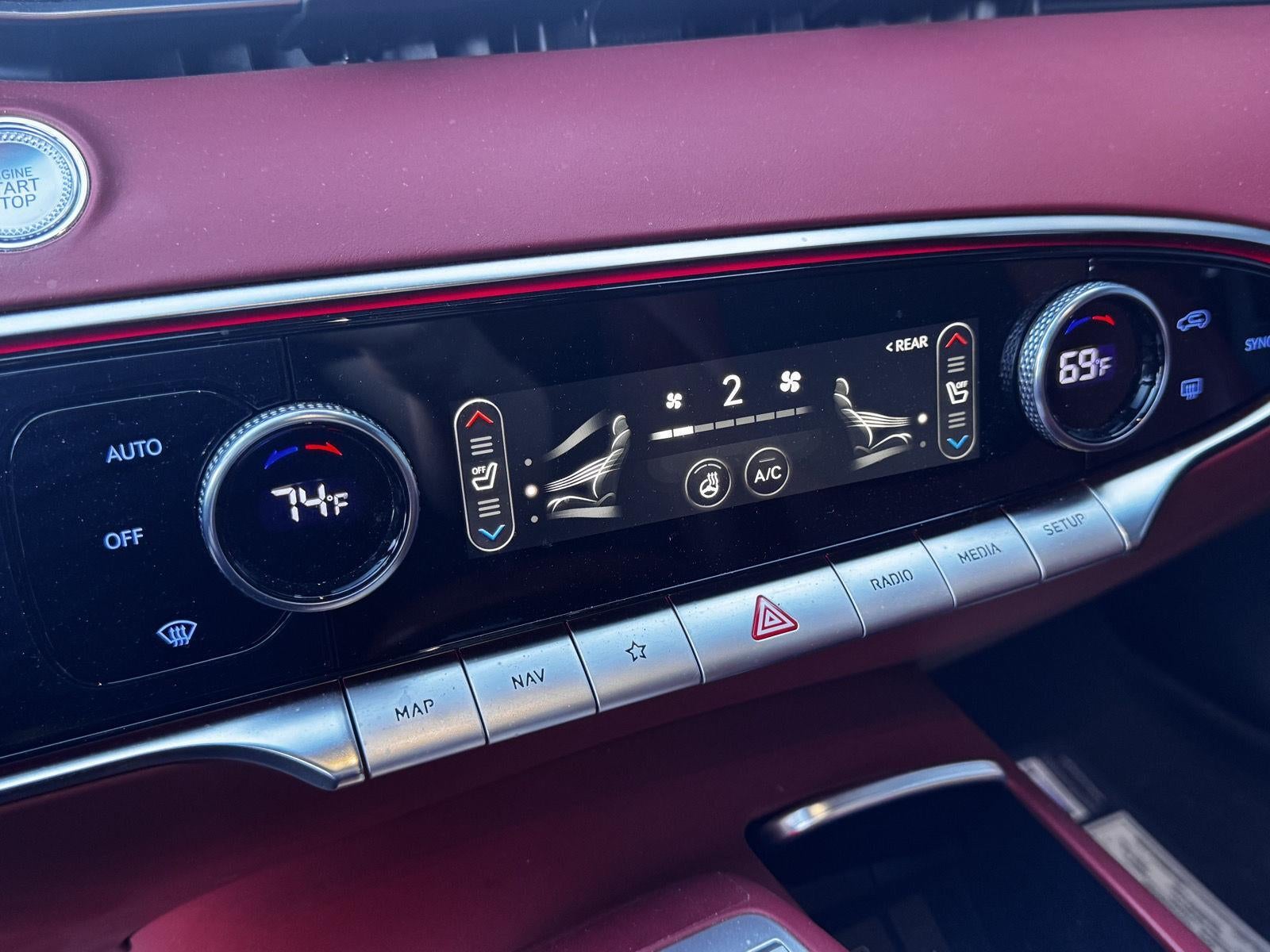 2023 Genesis GV70 2.5T