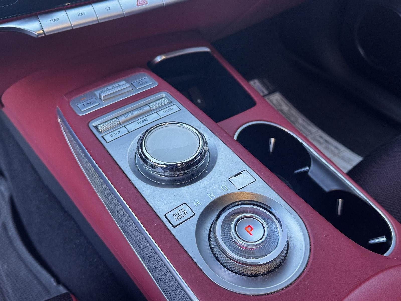 2023 Genesis GV70 2.5T