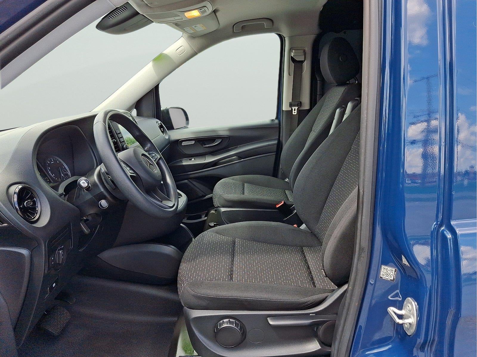 2023 Mercedes-Benz Metris Cargo Van Standard Roof 126" Wheelbase