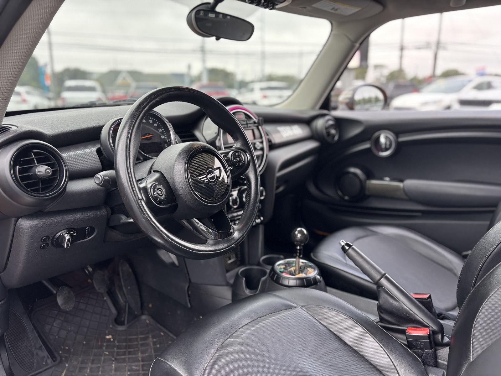 2016 MINI Cooper Hardtop 2dr HB