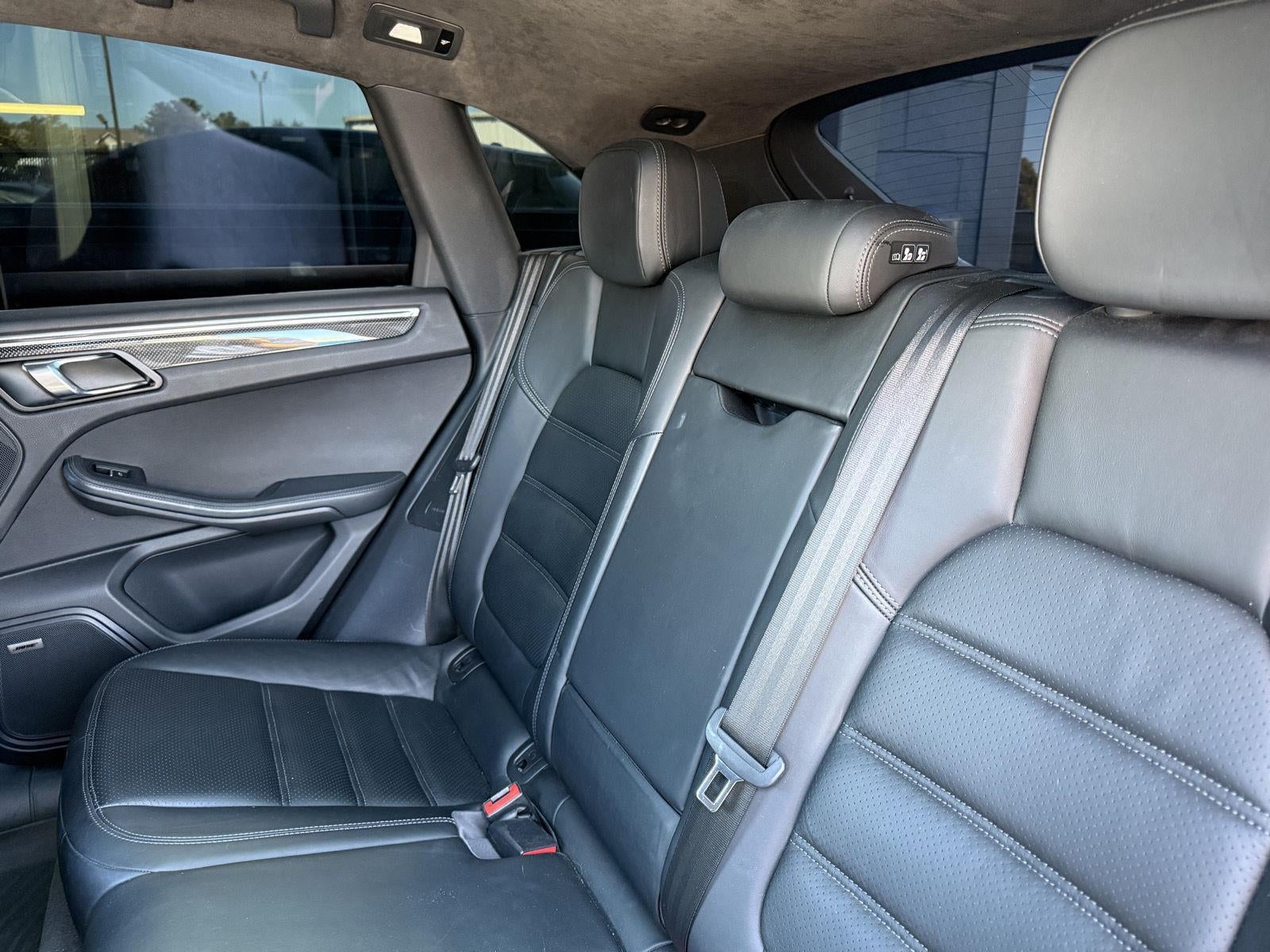 2015 Porsche Macan Turbo