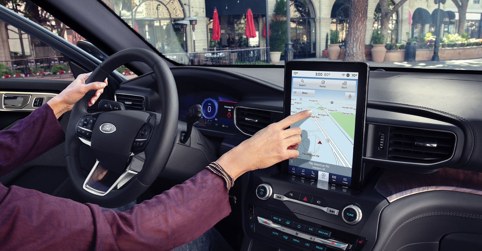 2022 Ford Explorer Interior